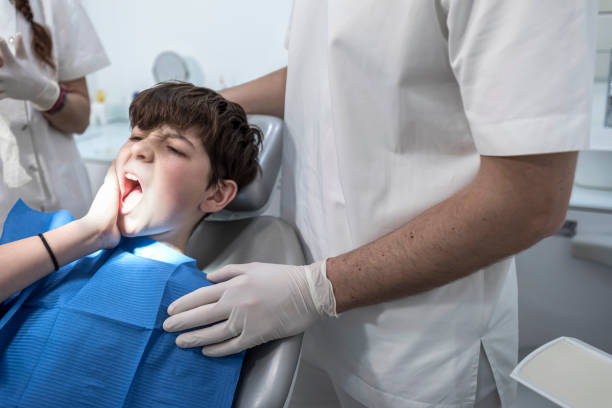 Best Emergency Dental Extractions in Mableton, GA